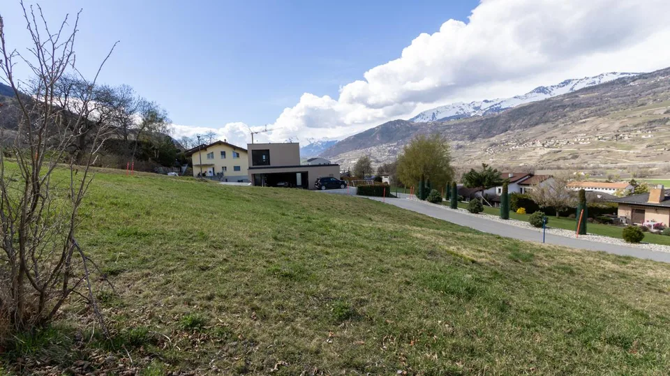 A VENDRE BELLE VILLA 5.5 PCES A CHALAIS