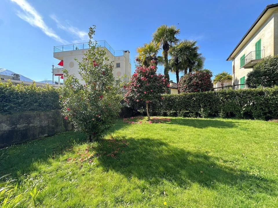 Un angolo di paradiso nel cuore di Muralto – 3.5 locali con giardino