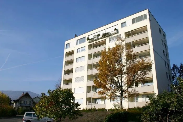 Helle 2.5-Zimmerwohnung mit sensationeller Aussicht
