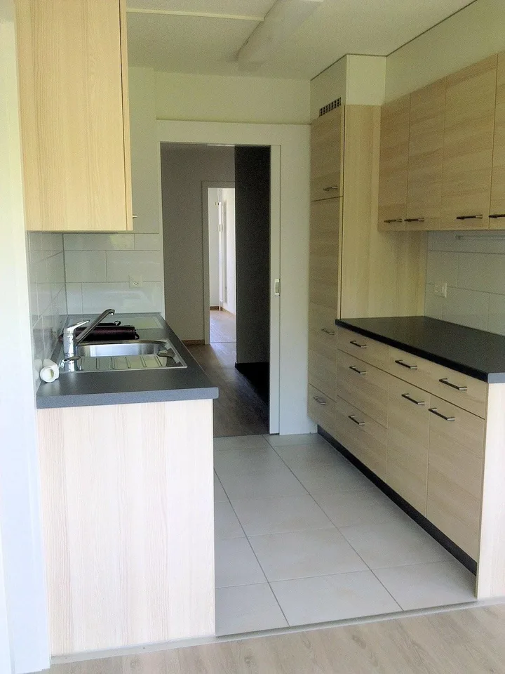 Appartamento moderno 4.5 locali con vista panoramica a Kleefeld
