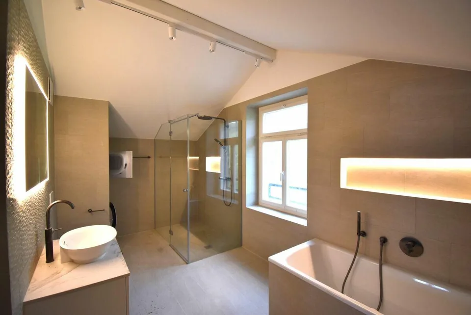 Traumhafte 5-Zi.Maisonette-Wohnung mit Weitblick - Wohnen im Grünen...