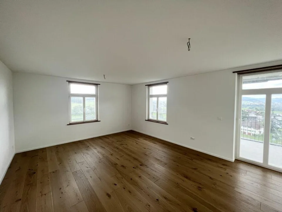 Ruhe, Grün & Weitblick - 5-Zimmer-Maisonette-Wohnung in besonderer ...