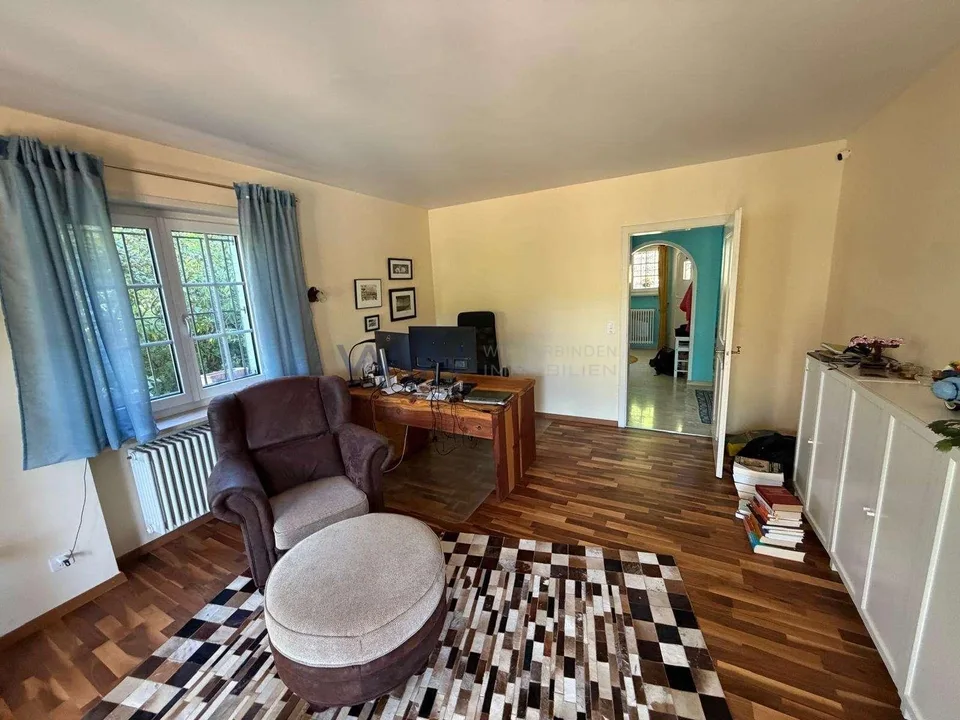 Luxuriöses Familiendomizil mit Pool