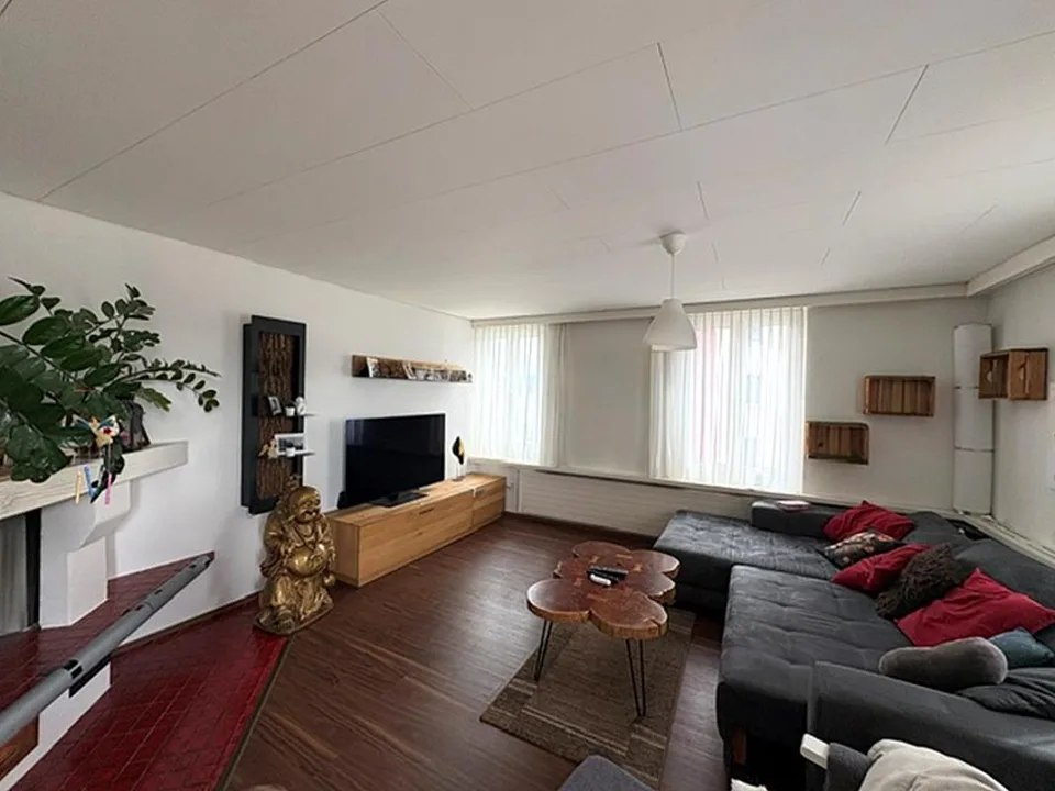 grosszügige 3.5 Zimmer Wohnung