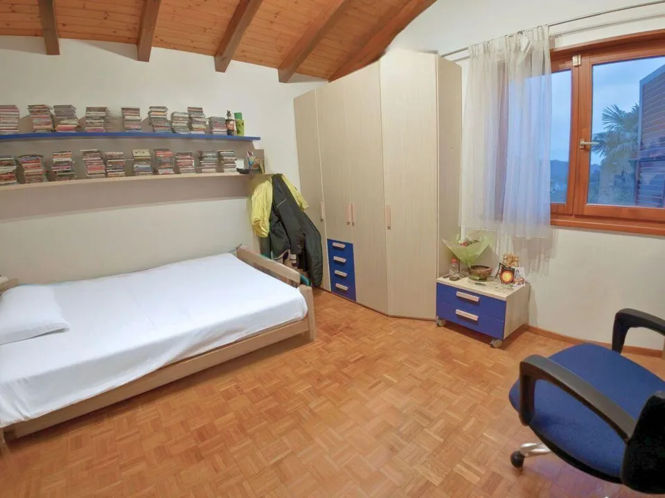 Einfamilienhaus im Grünen in Stabio – Foto 10 von 15