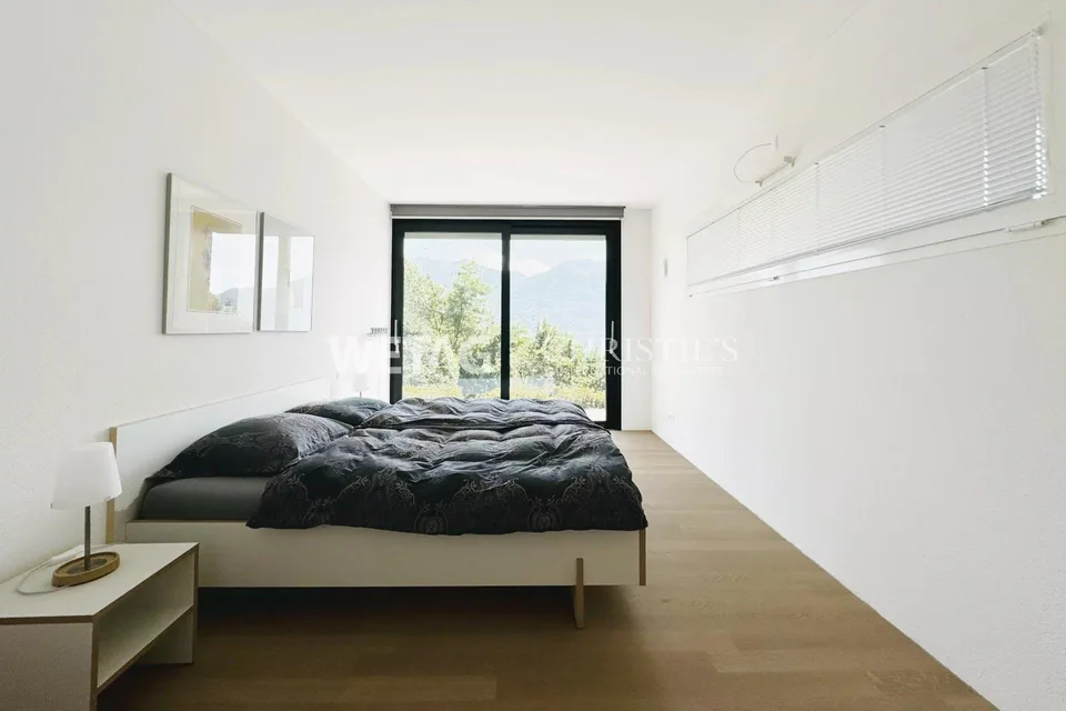 Charmante Villa im mediterranen Stil mit Garten & Seeblick in Minusio