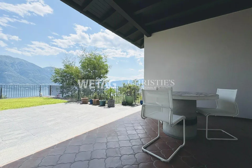 Charmante Villa im mediterranen Stil mit Garten & Seeblick in Minusio – Foto 10 von 13