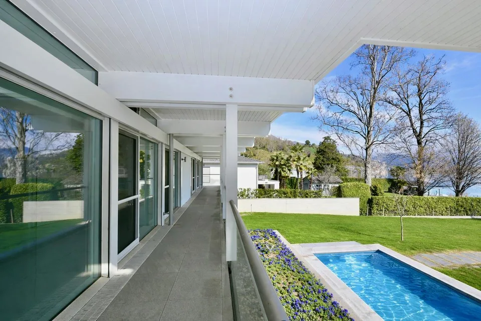Esclusiva Villa di Lusso fronte Lago di Lugano con Darsena Privata – photo 7 of 30
