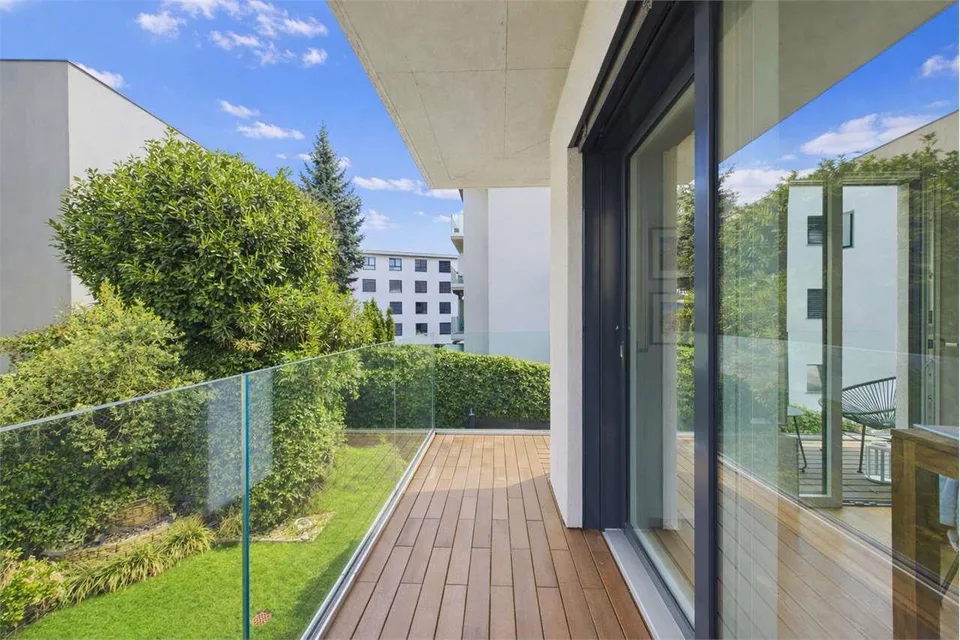 Appartement moderne de 2,5 pièces à Massagno, construit récemment