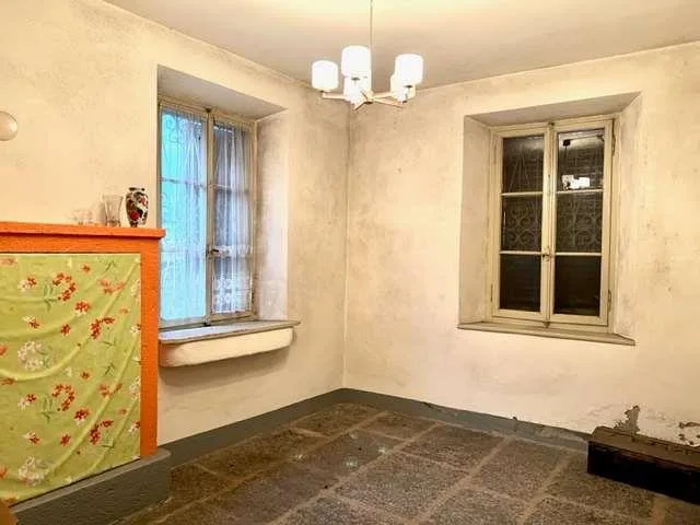 Geräumiges Tessiner Haus mit 6,5 Zimmern und Garten
