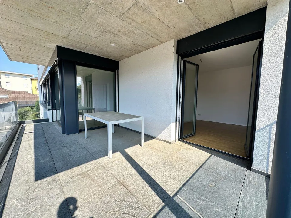 Raffinato appartamento di alto standing con ampia terrazza vivibile e vista aperta – foto 10 di 15