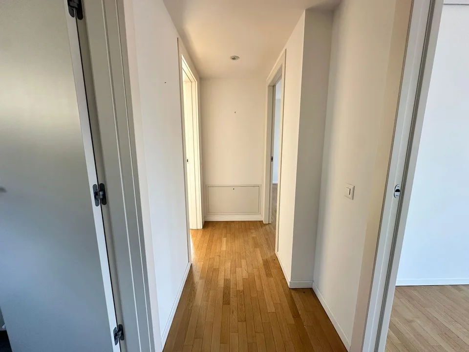 Grosszügige Wohnung mit Terrasse und freier Aussicht in ruhiger Lag...