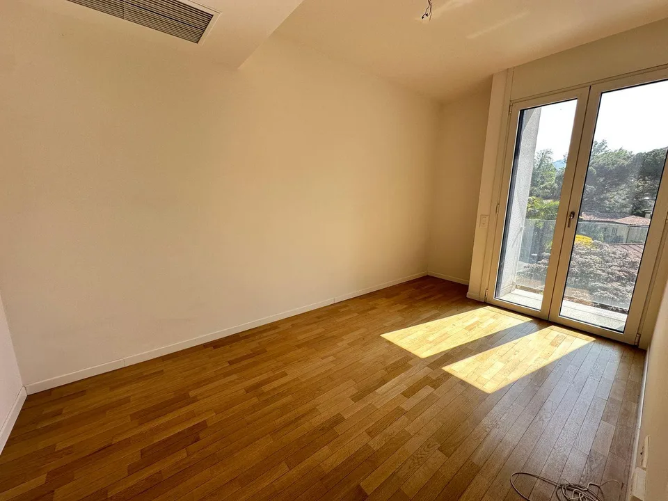 Grosszügige Wohnung mit Terrasse und freier Aussicht in ruhiger Lag...