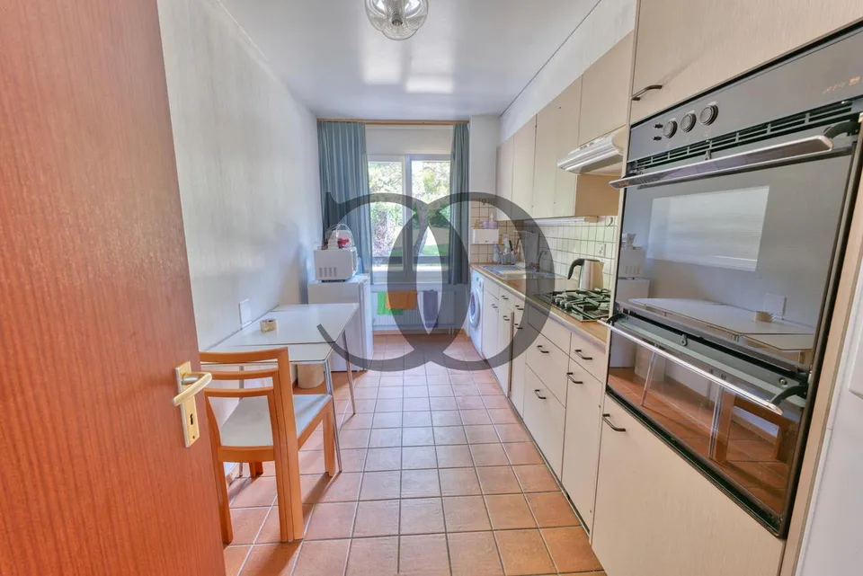 Bell'appartamento di 4,5 locali con vista mozzafiato sul lago in vendita a Montreux – foto 10 di 22