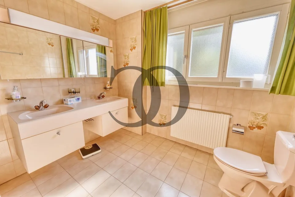 Bell'appartamento di 4,5 locali con vista mozzafiato sul lago in vendita a Montreux – foto 14 di 22