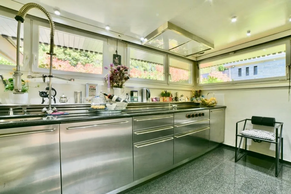 9 Zimmer Villa in Caslano – Foto 9 von 21