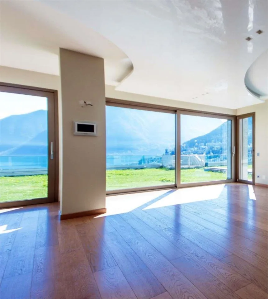 ATTICO CON TERRAZZO CON  VISTA LAGO