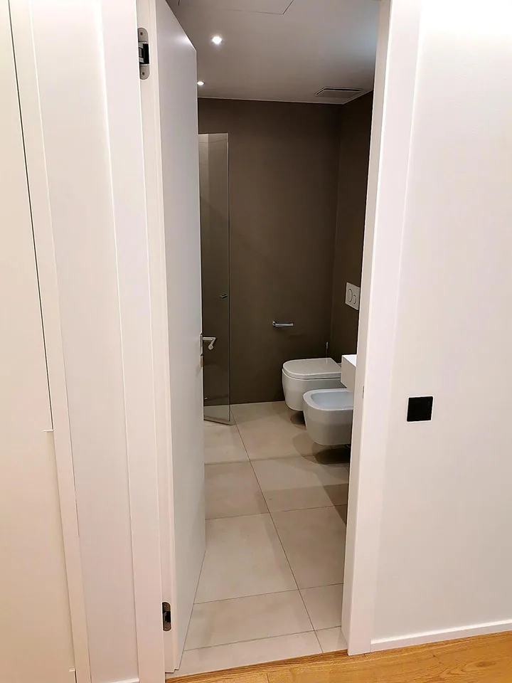 Elegantes 4.5-Zimmer-Wohnung mit großer Terrasse in der renommierten Residenza Parco