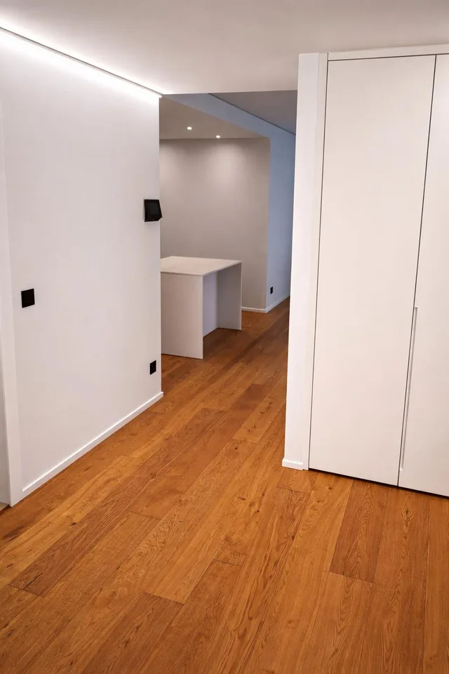 Elegantes 4.5-Zimmer-Wohnung mit großer Terrasse in der renommierten Residenza Parco