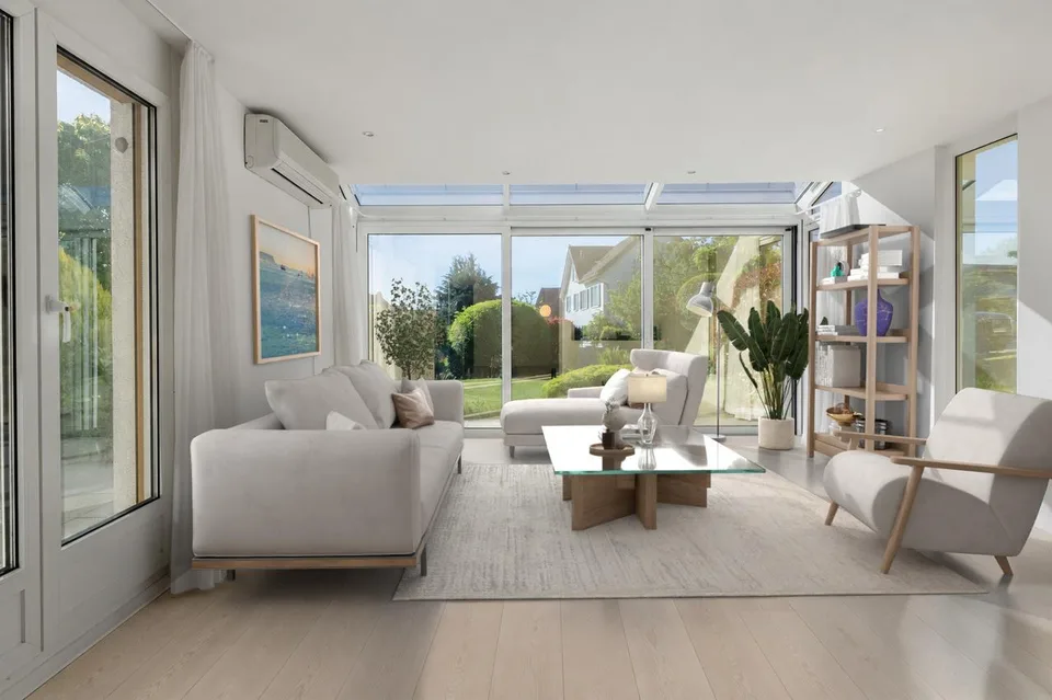 Appartement de jardin de 3,5 pièces inondé de lumière avec potentiel de conception