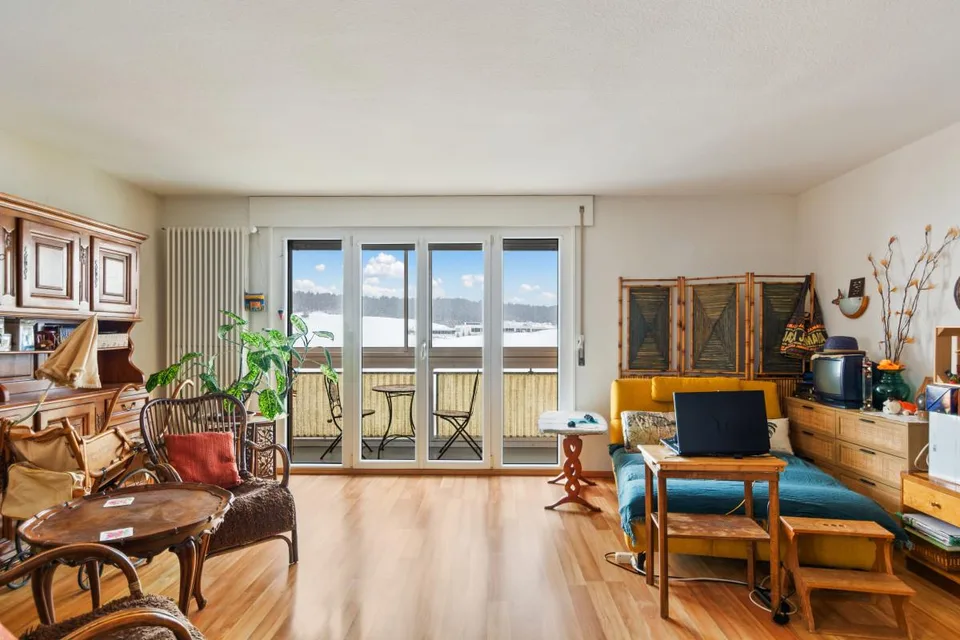 Außergewöhnliche Panoramablick - Prächtiges 3.5-Zimmer-Wohnung mit Loggia