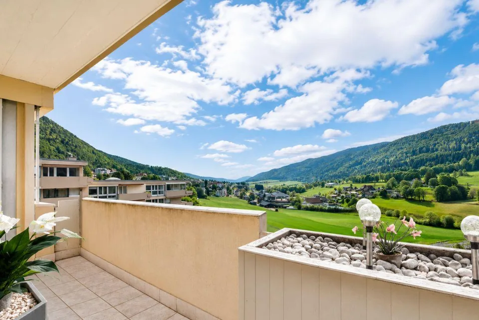 Ampio appartamento con vista libera – foto 10 di 13