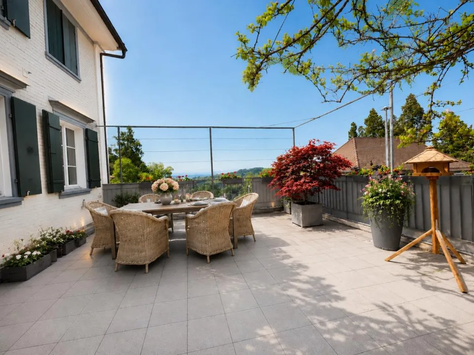 Stylish multi-generational house with annex and development potential – photo 7 of 8