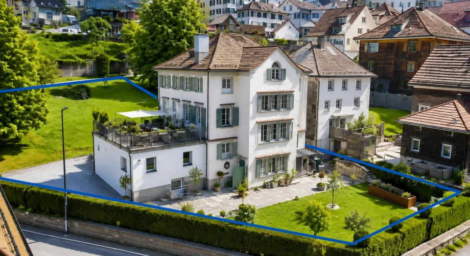STILVOLLES GENERATIONENHAUS MIT EINLIEGERWOHNUNG & AUSBAUPOTENZIAL