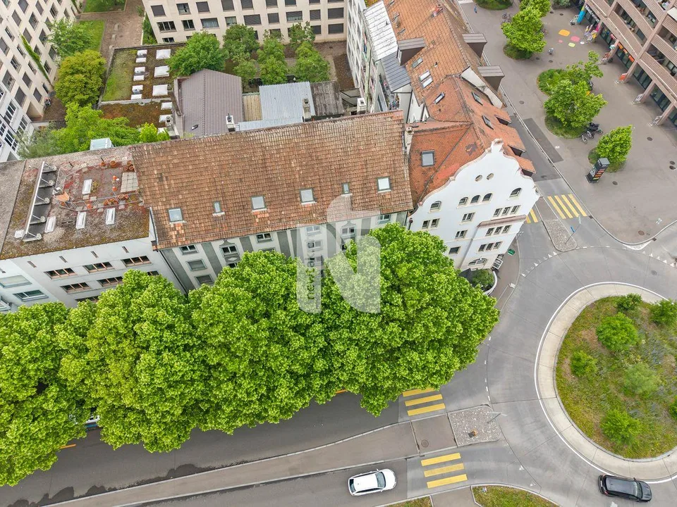 Grosszügiges Wohnen mit Balkon und Gemeinschaftsgarten in Basel