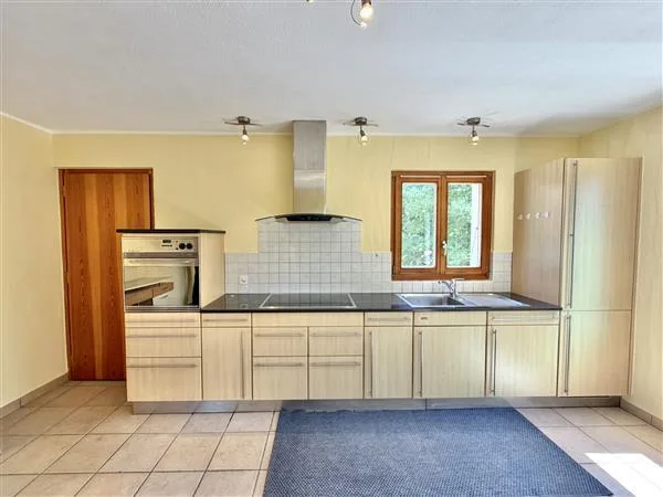 Arosio-Mugena: Einfamilienhaus 3.5 Zimmer