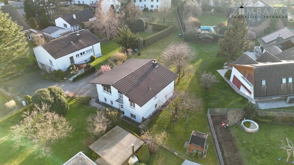 5.5 EFH mit Garten und Garage
