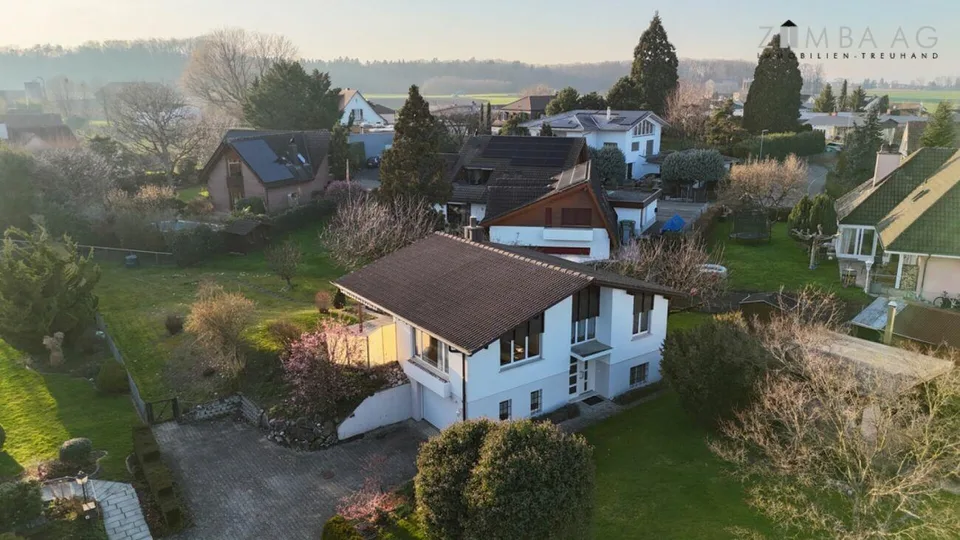 5.5 EFH mit Garten und Garage