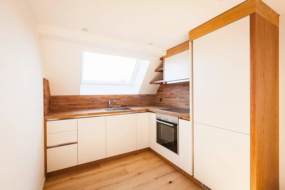 schöne zweistöckige 3.5-Zimmer Dachwohnung in Sitterdorf