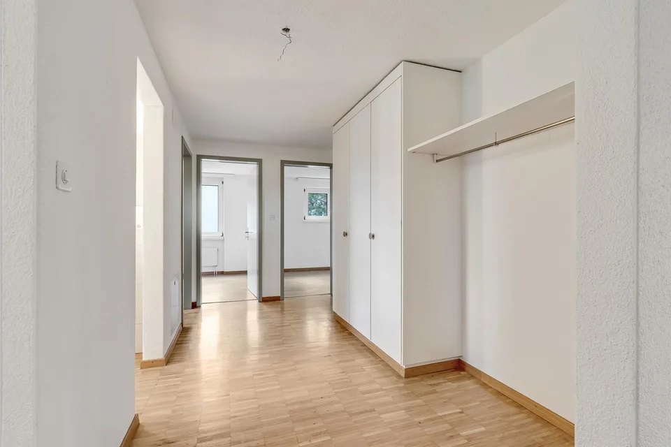 Appartement charmant avec vue lointaine sur le vert et plan d'étage spacieux – photo 7 sur 9