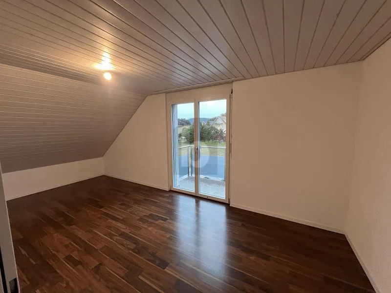 Light-Flooded and Modern in a Private Location