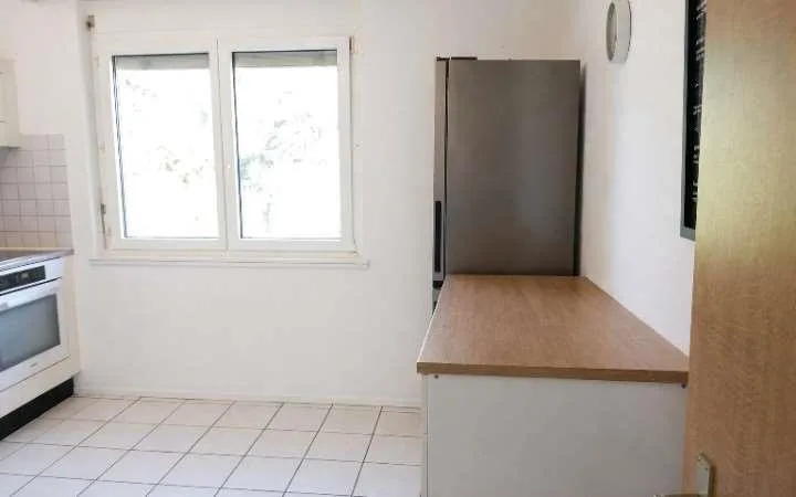 Appartement lumineux 4,5 pièces dans un quartier résidentiel calme