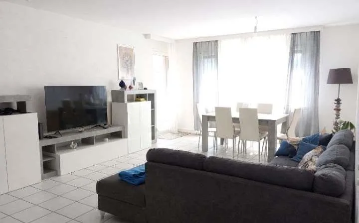 Appartement lumineux 4,5 pièces dans un quartier résidentiel calme