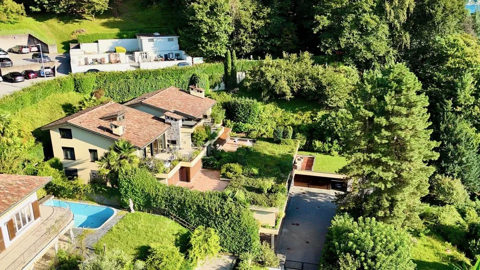 Elegante Attico Duplex con Vista Spettacolare sul Lago di Lugano – foto 26 di 26