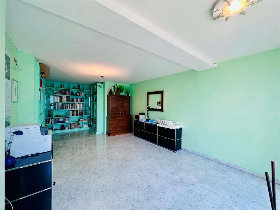 RUVIGLIANA - Duplex élégant avec vue sur le jardin et le lac – photo 9 sur 13