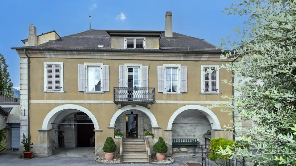 HABITATION DE MAITRE D'EXCEPTION EN PLEIN CŒUR DE SIERRE