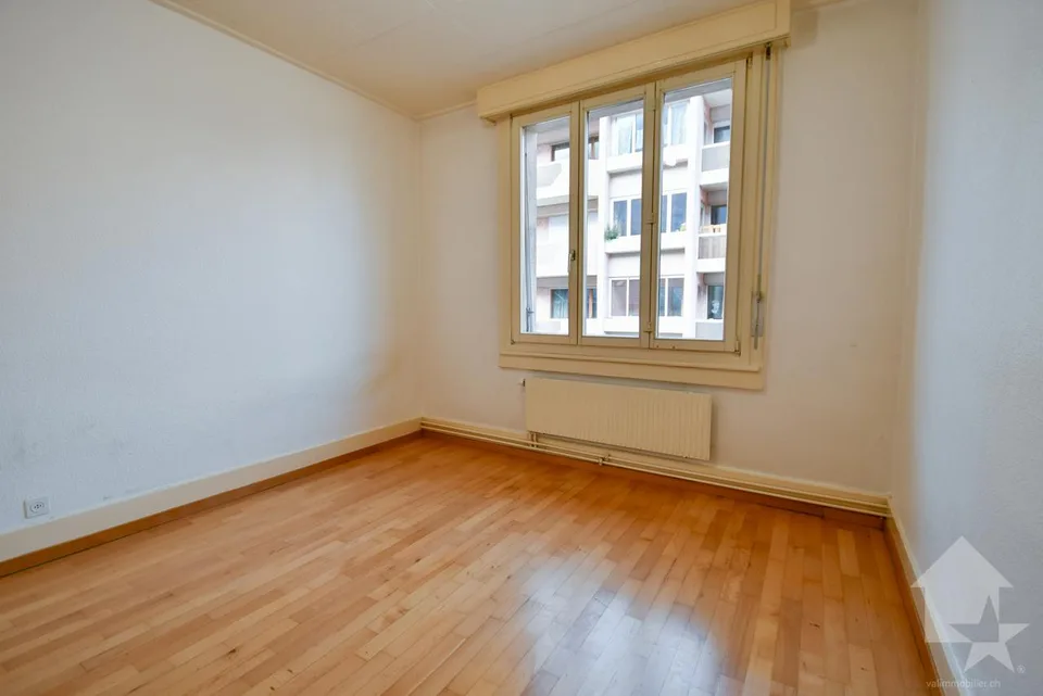 Haus mit Möglichkeit, neue Wohnungen zu schaffen