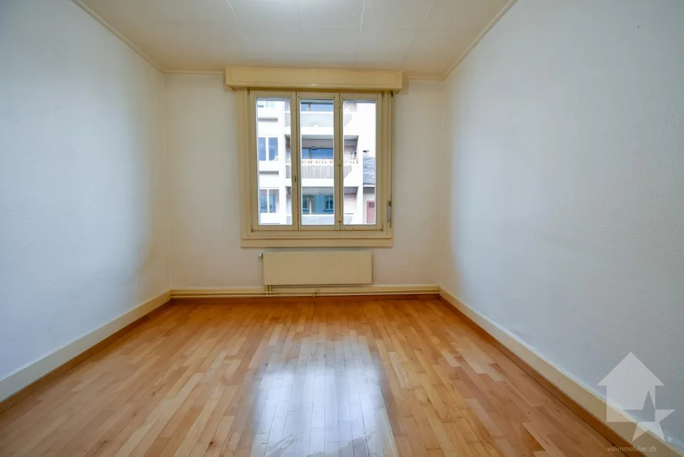Haus mit Möglichkeit, neue Wohnungen zu schaffen