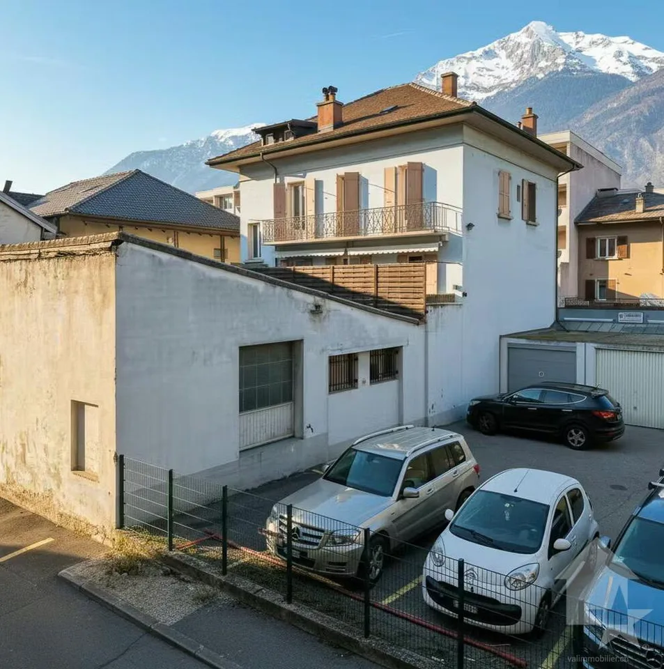 Haus mit Möglichkeit, neue Wohnungen zu schaffen