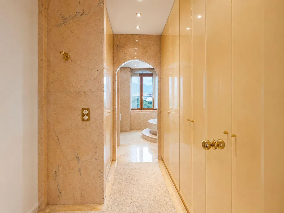 Prestigiosa Villa aus der Epoche in ruhiger und sonniger Wohngegend – Foto 9 von 23