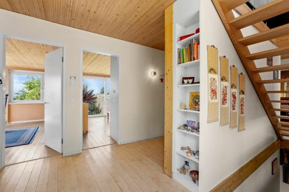 Nachhaltige Villa an bester Aussichtslage – Foto 10 von 18