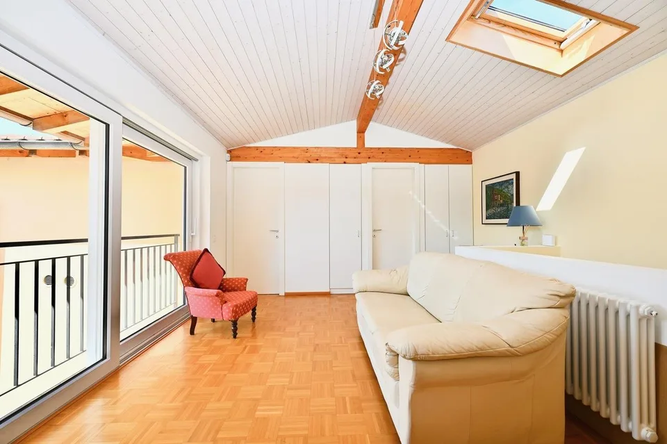 Casa con 2 Appartamenti e Giardino vicino a TASIS e Lugano – Foto 9 von 19