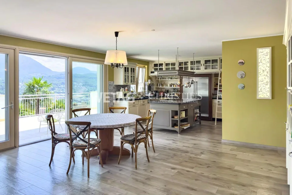 Lugano-Gravesano: Modern Villa with large terrace &amp; sauna for sale