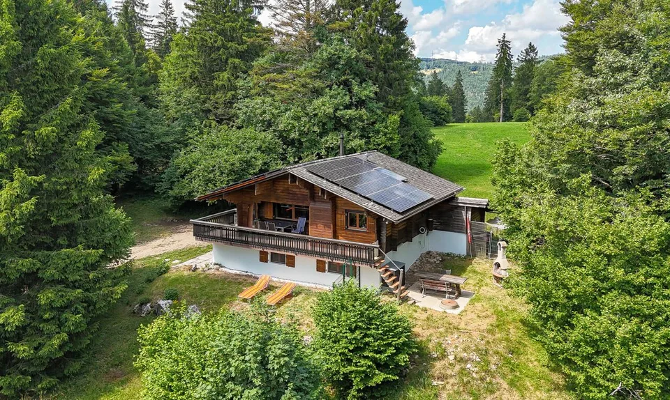 Chalet d?exception avec vue panoramique et exposition plein sud