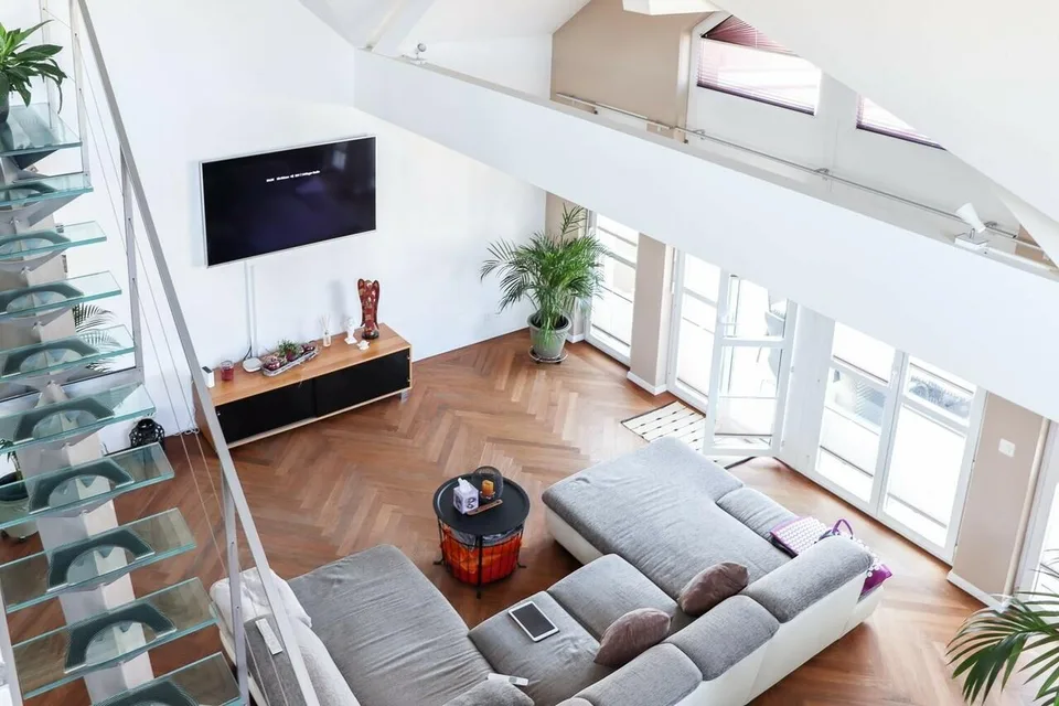 Oasi abitativa a Kirchberg: 180m2 di sogno abitativo con tutte le comodità!
