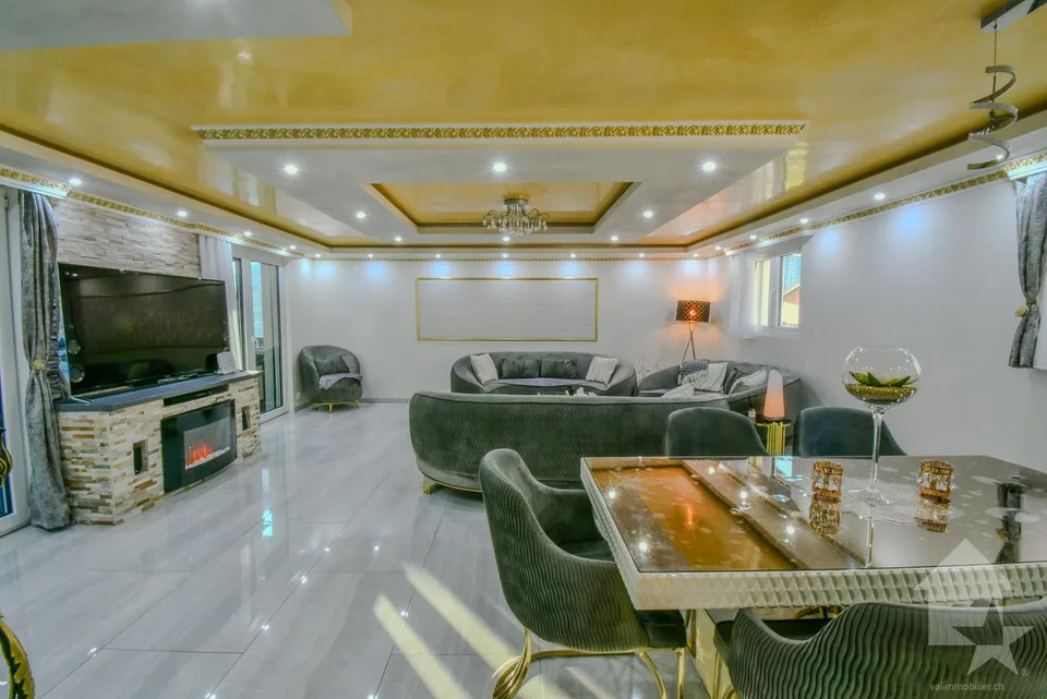 Grande casa familiare con appartamento annesso a Dorénaz